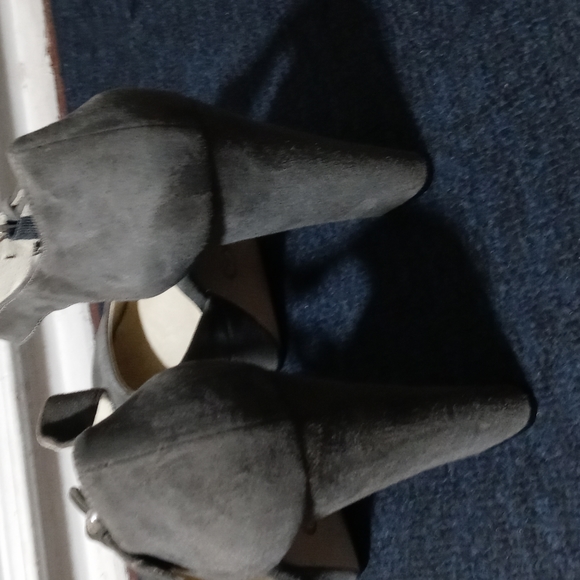 Michael Kors heels - Picture 4 of 11